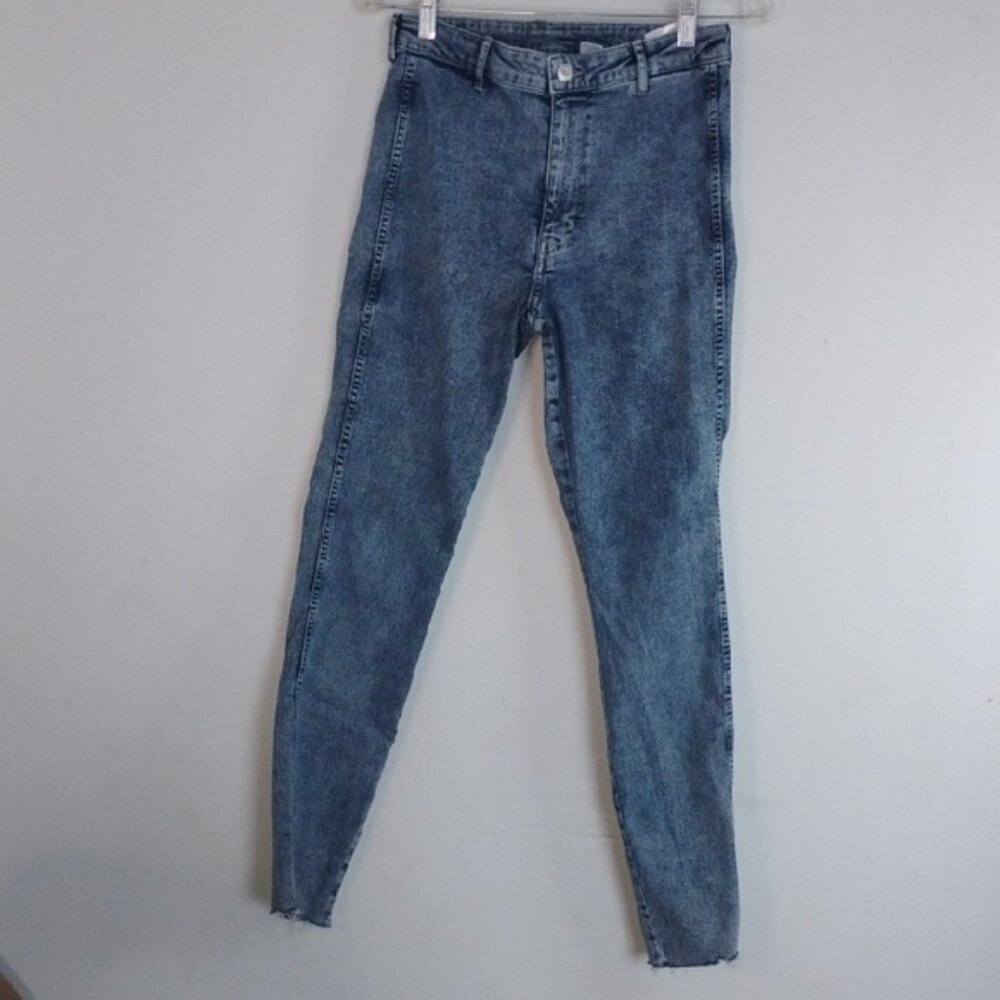 H&M Women's Size 29 High-Rise Jeans Slim Fit Raw Hem Stone Washed Blue Denim